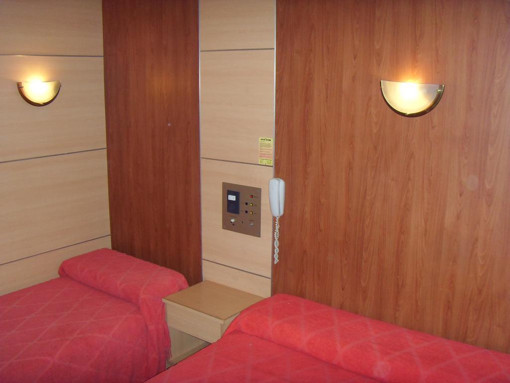 Hotel Embajador Rosario Værelse billede